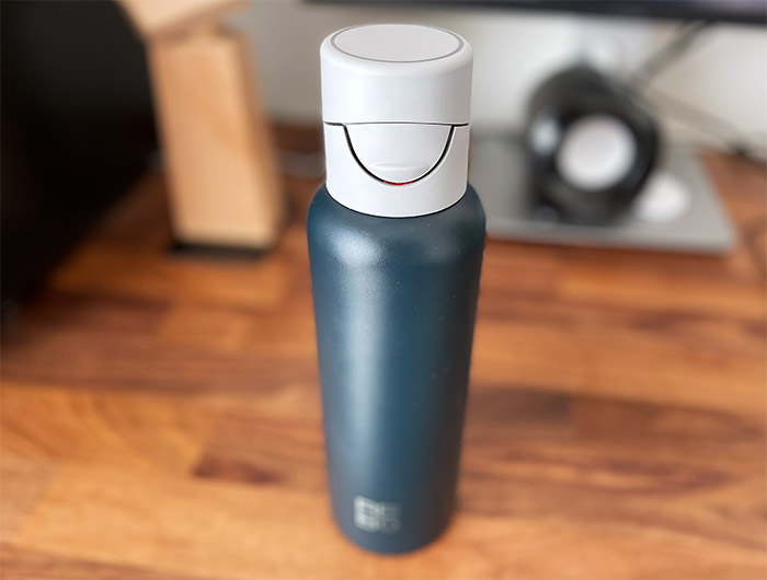 rebo-smart-water-bottle-front