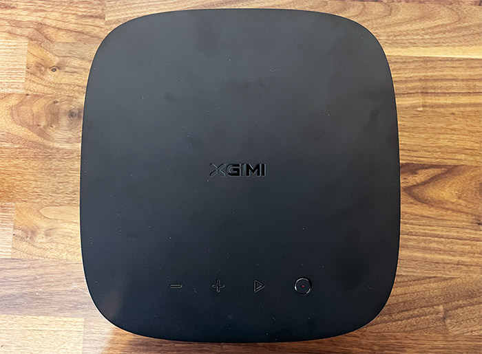 xgimi-harmony-pro-4k-projector-buttons