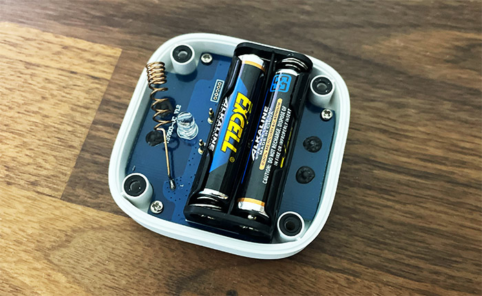 yolink-water-sensor-1-batteries