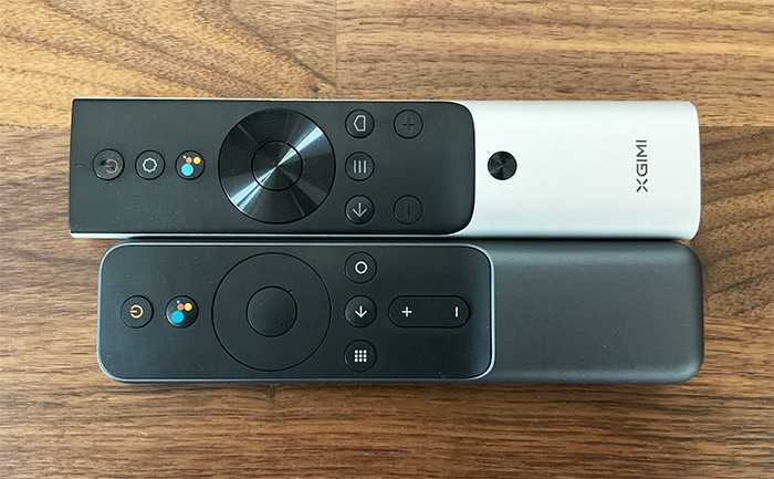 formovie-dice-mini-projector-remote