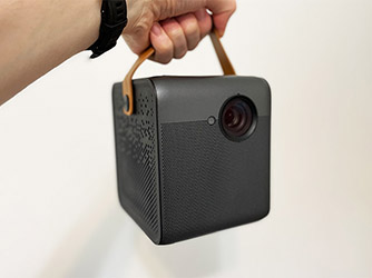 formovie-dice-mini-projector