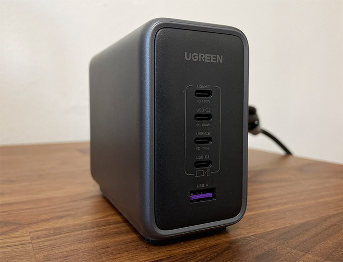 ugreen-nexode-300w-gan-charger