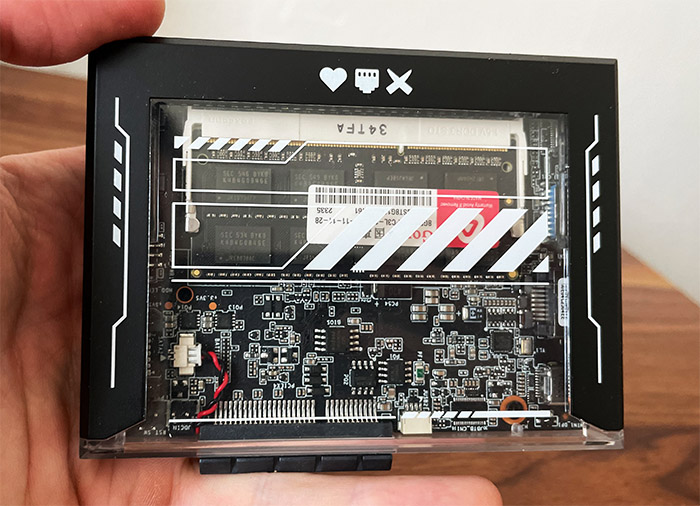 ZimaBlade Single-Board Computer Server Review: Better than Raspberry Pi? –  MBReviews